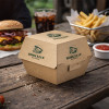 Carta de restaurante con cajas de hamburguesas de cartón personalizadas