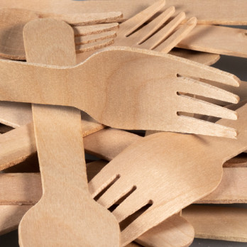 Tenedor de madera de 16 cm