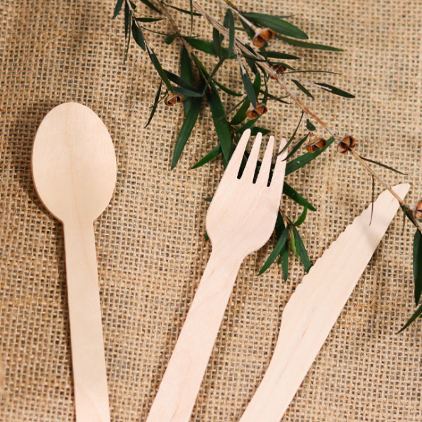 Cubiertos de madera baratos para eventos