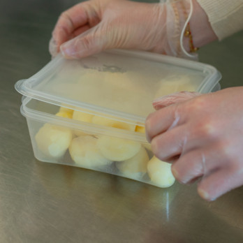 Lata con tapa separada en PP reutilizable 1000 g