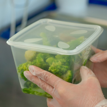 Lata con tapa separada de PP reutilizable 1800 g