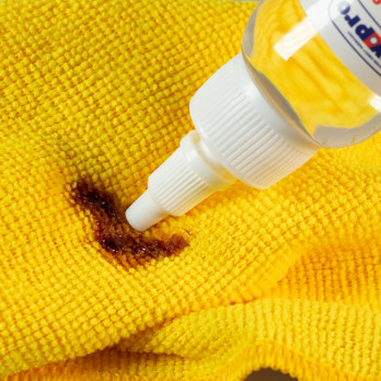 Quitamanchas profesional para sangre, orina, transpiración y excrementos 100 ml