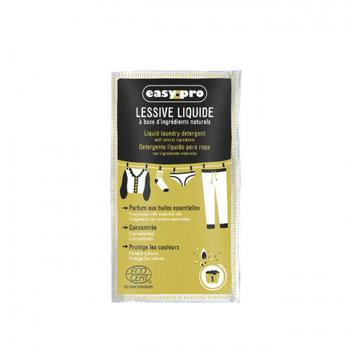 Detergente líquido Ecocert en dosis de 50 ml
