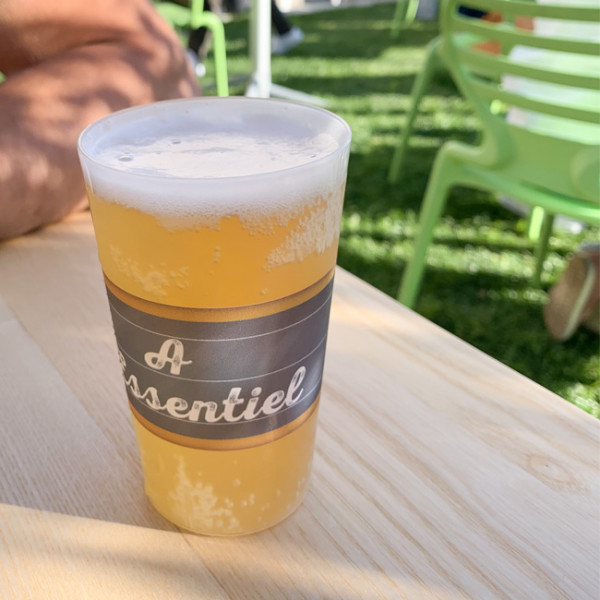 Vaso reutilizable personalizado de 33 cl con impresión digital ilimitada.