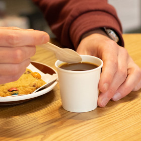 Vaso de cartón desechable para café