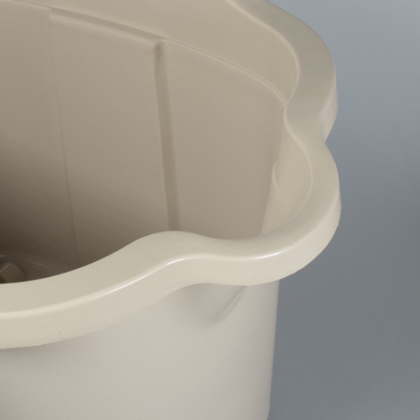 Cubo de plástico para el cuidado profesional del suelo con mopa