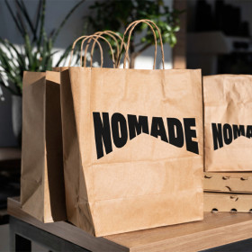Bolsas de papel personalizadas con asas kraft retorcidas