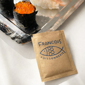 Enjuague de dedos personalizado en bolsa kraft para degustación de pescado