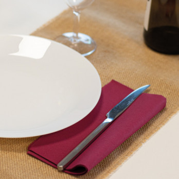 Servilleta de papel doble punto burdeos 40 x 40