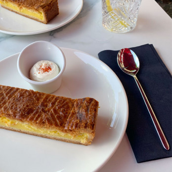 Servilletas de papel doble punto negras 40 x 40